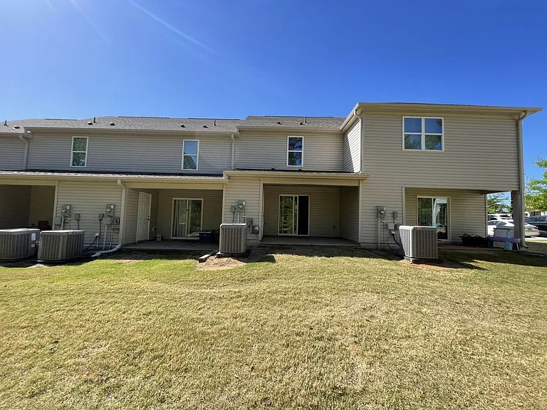 2062 Wiggins Village Dr — Photo 3