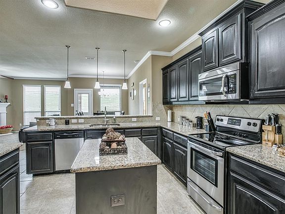 5th image of 10900 Abbeyglen Ct