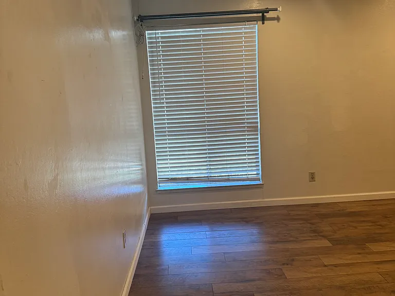 9025 Alcosta Blvd — Photo 13