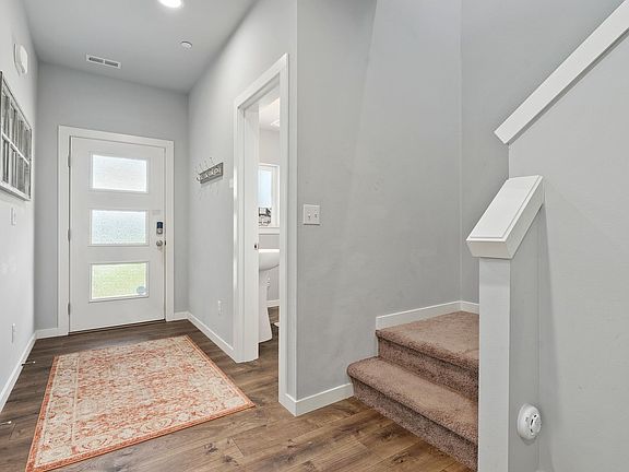5th image of 8429 51st St NE