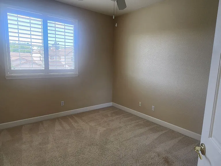 9736 Country Falls Ln — Photo 13