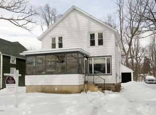 1319 Bridge St, Kalamazoo, MI 49048