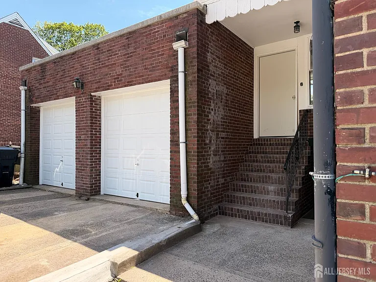 1020 Raritan Ave — Photo 22