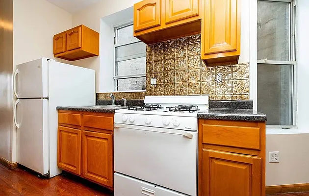 Rented by Skyhigh Realty NYC LLC | media 6