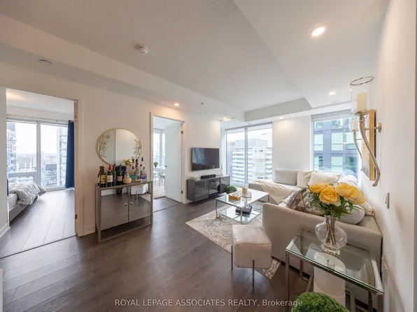 125 Blue Jays Way #5206, Toronto, ON M5V 0N5