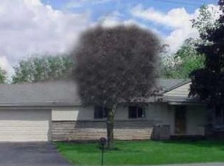 15 1st Ave SW, Etna, OH 43062