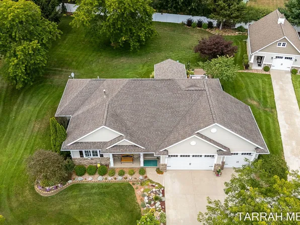 4807 Sandy Ridge Dr, Hamilton, MI 49419