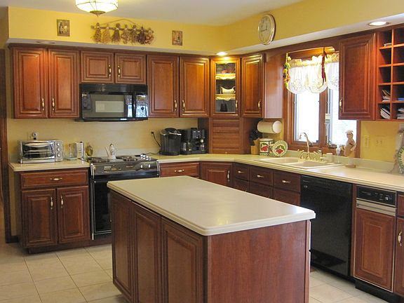 Eat in Kitchen