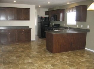 218 Pin Oak Dr, Coopersville, MI 49404