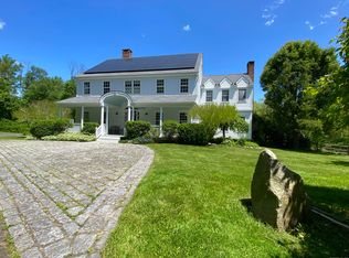 22 Spectacle Ln, Ridgefield, CT 06877