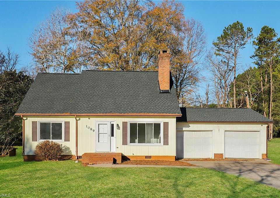 1st image of 1089 Valley Dr