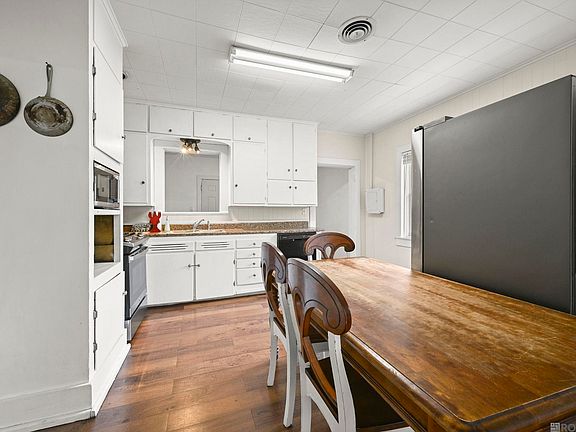 2nd image of 40110 Coontrap Rd