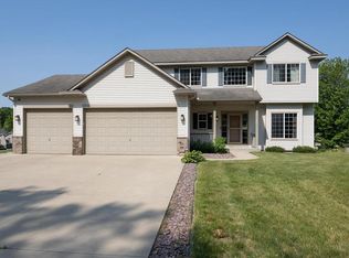 2435 Big Oak Ln, Mayer, MN 55360