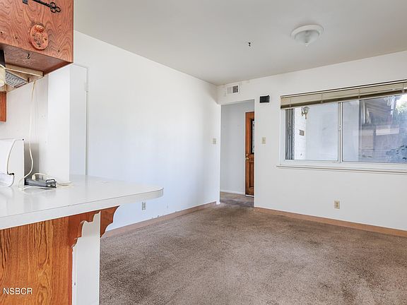 4th image of 1414 Wallis Ave