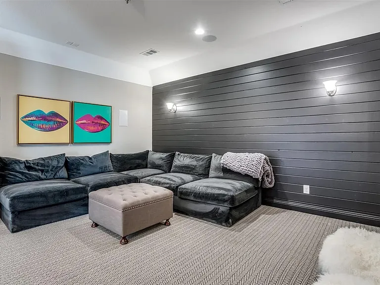 7450 Zachery Dr — Photo 18