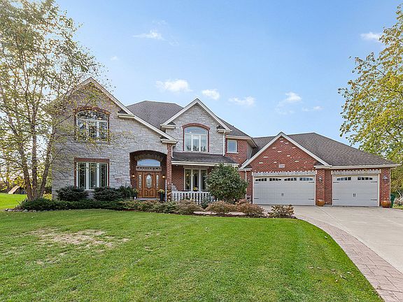 2nd image of 15049 Allison Ln