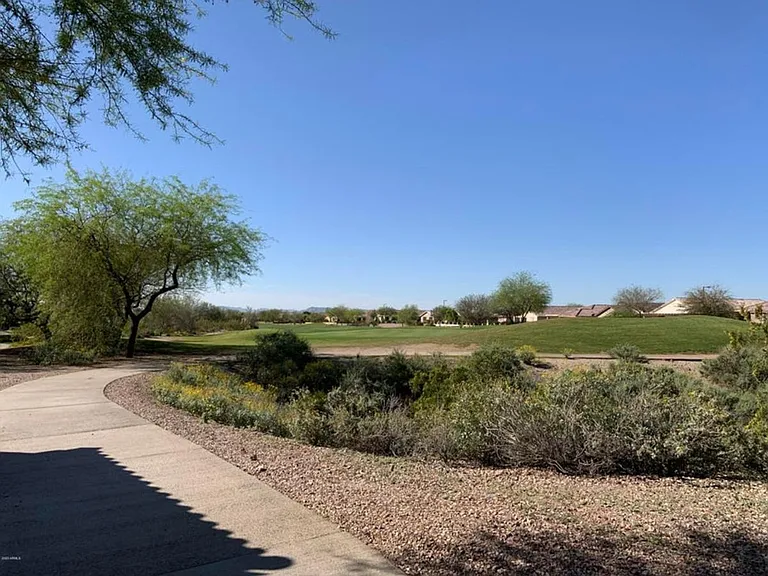 22407 W Morning Glory St — Photo 37