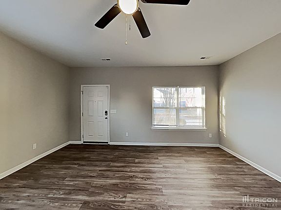 3rd image of 5616 Diamond Summit Ct