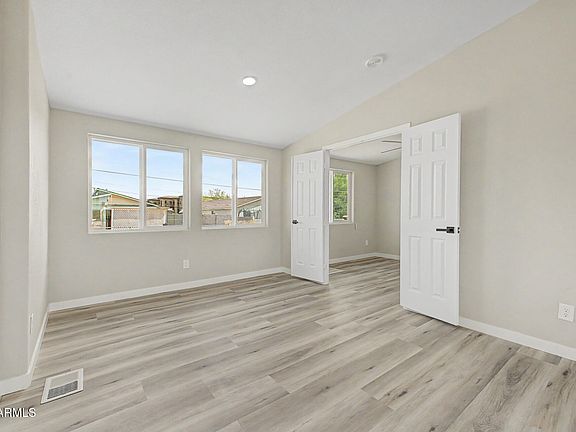 4th image of 645 S CORNWALL Drive