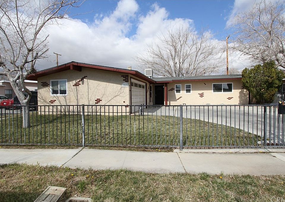 1st image of 1011 W Avenue H6