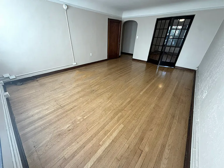 The Blackstone Apartments — Photo 5