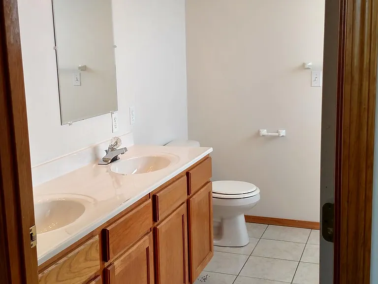 717 Ruggeri St — Photo 2