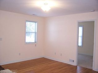 67326 Tharp Lake Rd, Cassopolis, MI 49031