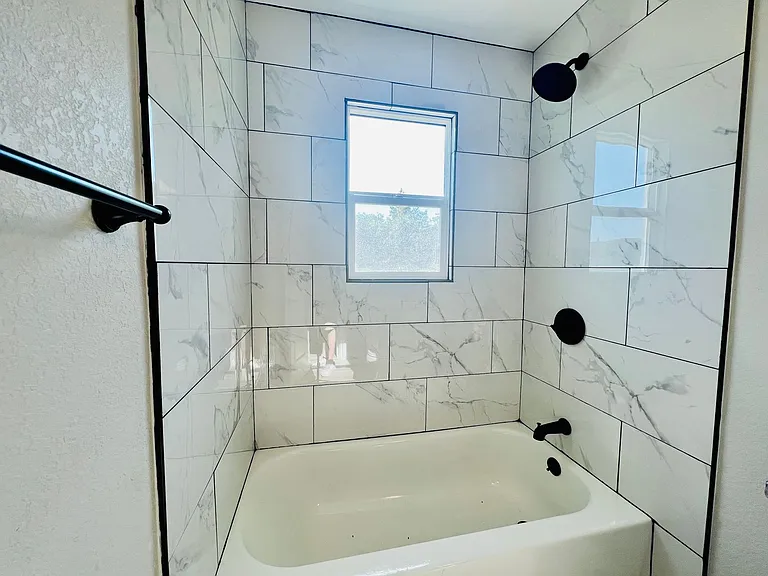 702 S Wolcott Ct — Photo 15