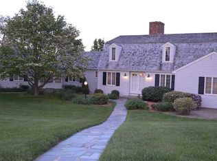459 Sea Meadow Dr, Portsmouth, RI 02871