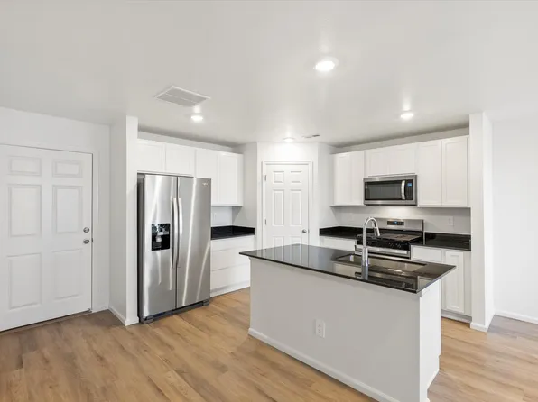 21239 E 65th Ave, Aurora, CO 80019
