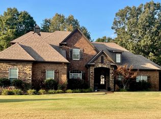 120 Lone Oak Dr, Eads, TN 38028