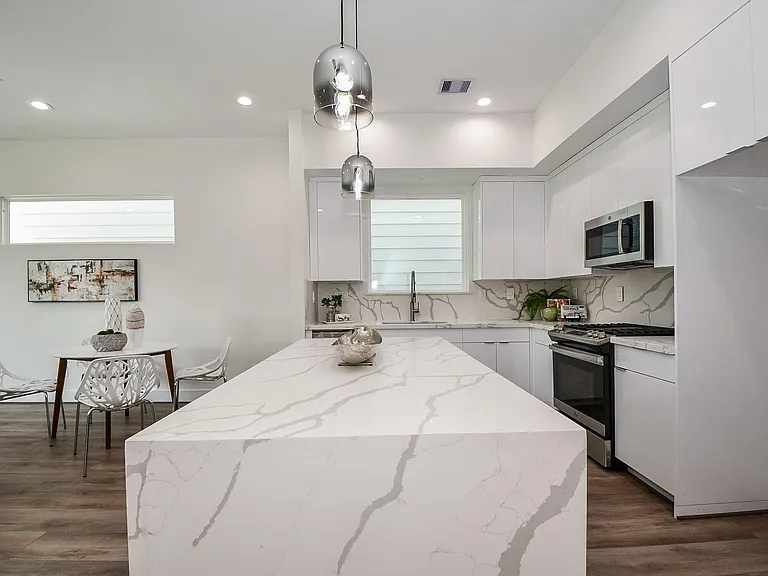 3513 McIlhenny St — Photo 13
