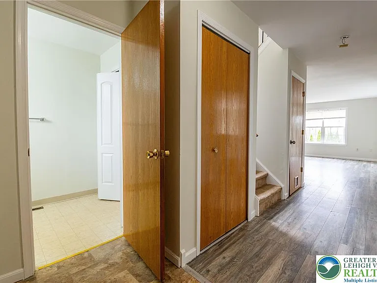 48 Olde Penn Dr — Photo 6
