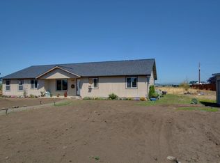 3303 Randall Ave, Central Point, OR 97502