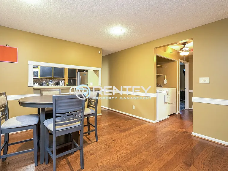 3810 Old Rosebud Ct — Photo 4