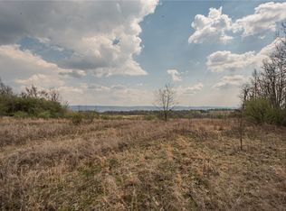 205 Pine View Dr, Smithfield, PA 15478