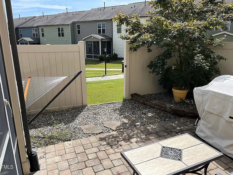 239 Lynchwick Ln — Photo 27