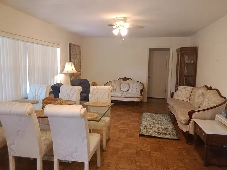 519 S Lakemont Ave — Photo 2