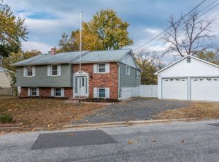 897 Willys Dr, Arnold, MD 21012