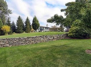 42 Hemingway St, Shrewsbury, MA 01545