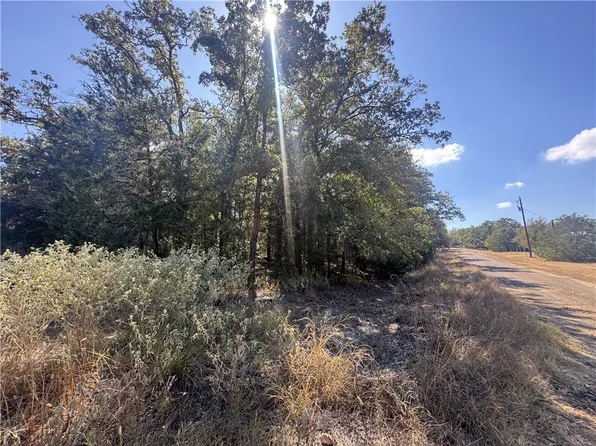 804 Oak Dr, Somerville, TX 77879