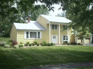 4 Cherry Ln, Parsippany, NJ 07054