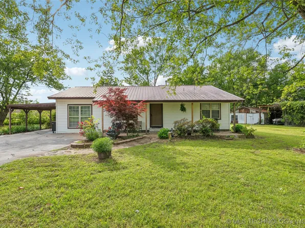 471401 E 818th Rd, Stilwell, OK 74960