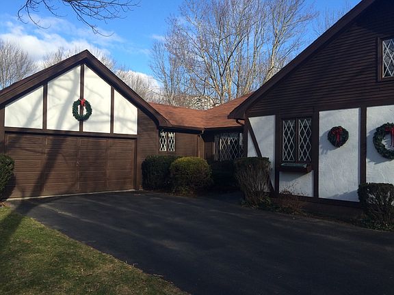 2nd image of 720 Providence Pike