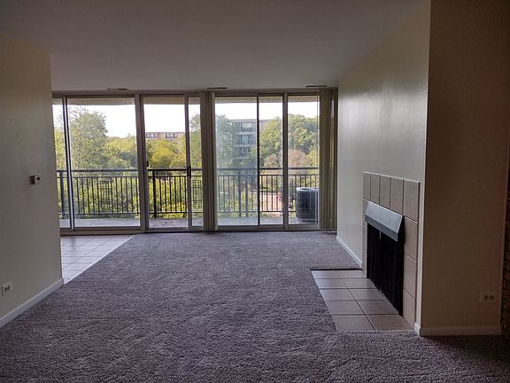 3rd image of 6010 Oakwood Dr APT 4H