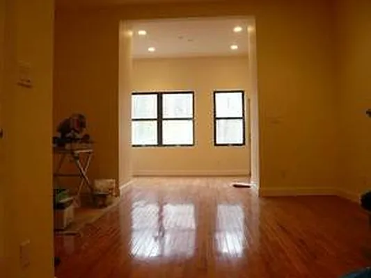 Rented by Strivers Management Group Corp (Brokerage) | media 13