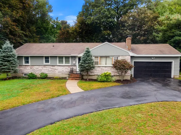 422 Mystic St, Arlington, MA 02474