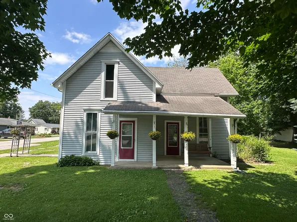 302 E Washington St, Waynetown, IN 47990