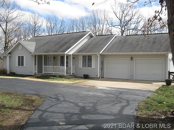 2nd image of 10662 Wildwood Dr