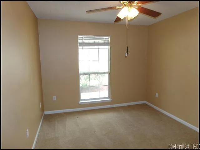 1009 Foxwood Dr — Photo 14